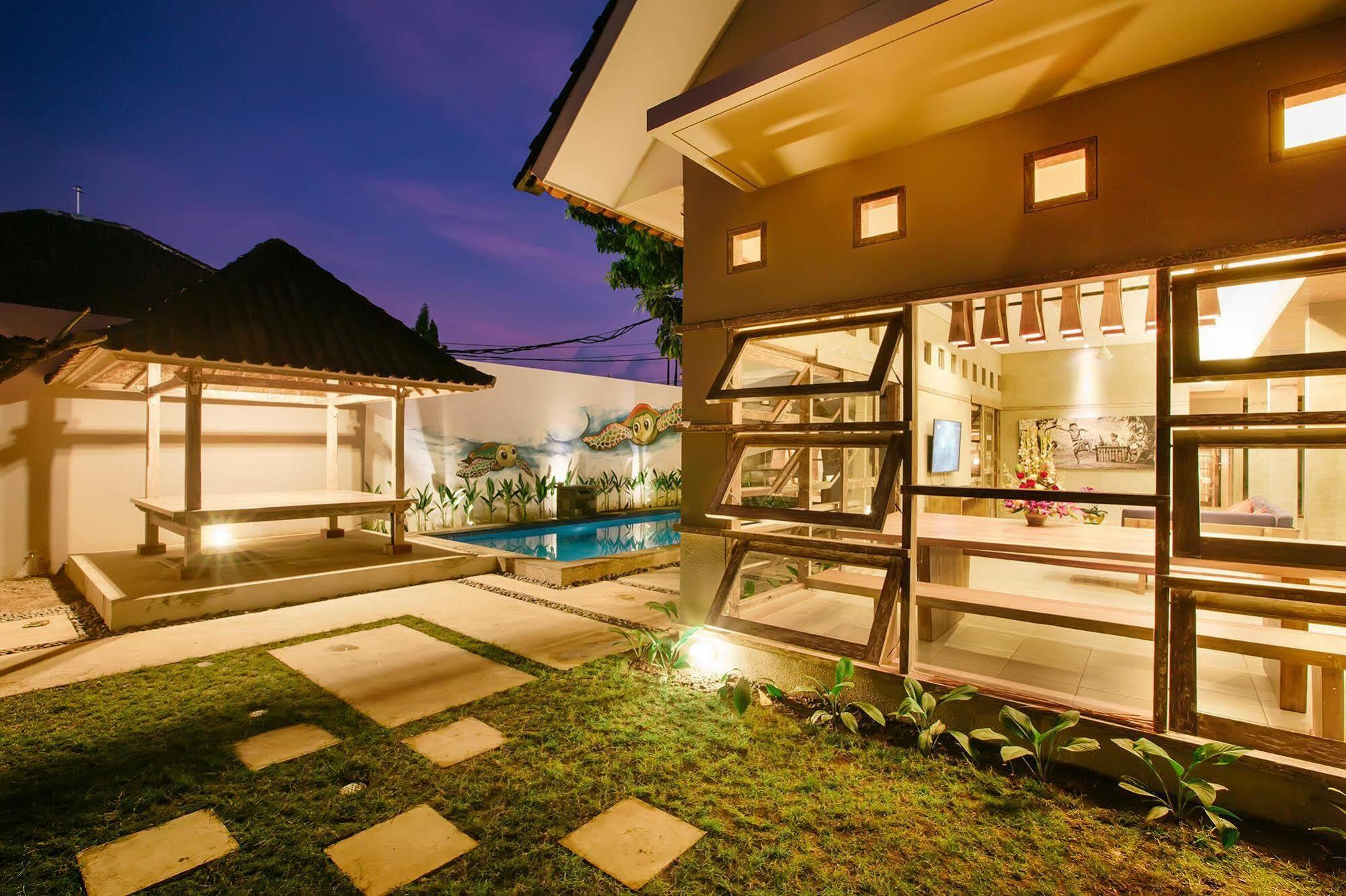 Lokal Bali Hostel Кута Екстериор снимка